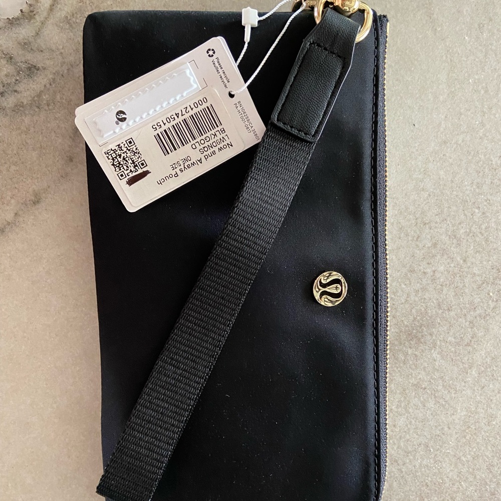 Lululemon Now and Always Pouch